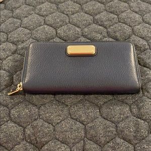 Marc Jacobs wallet in Navy